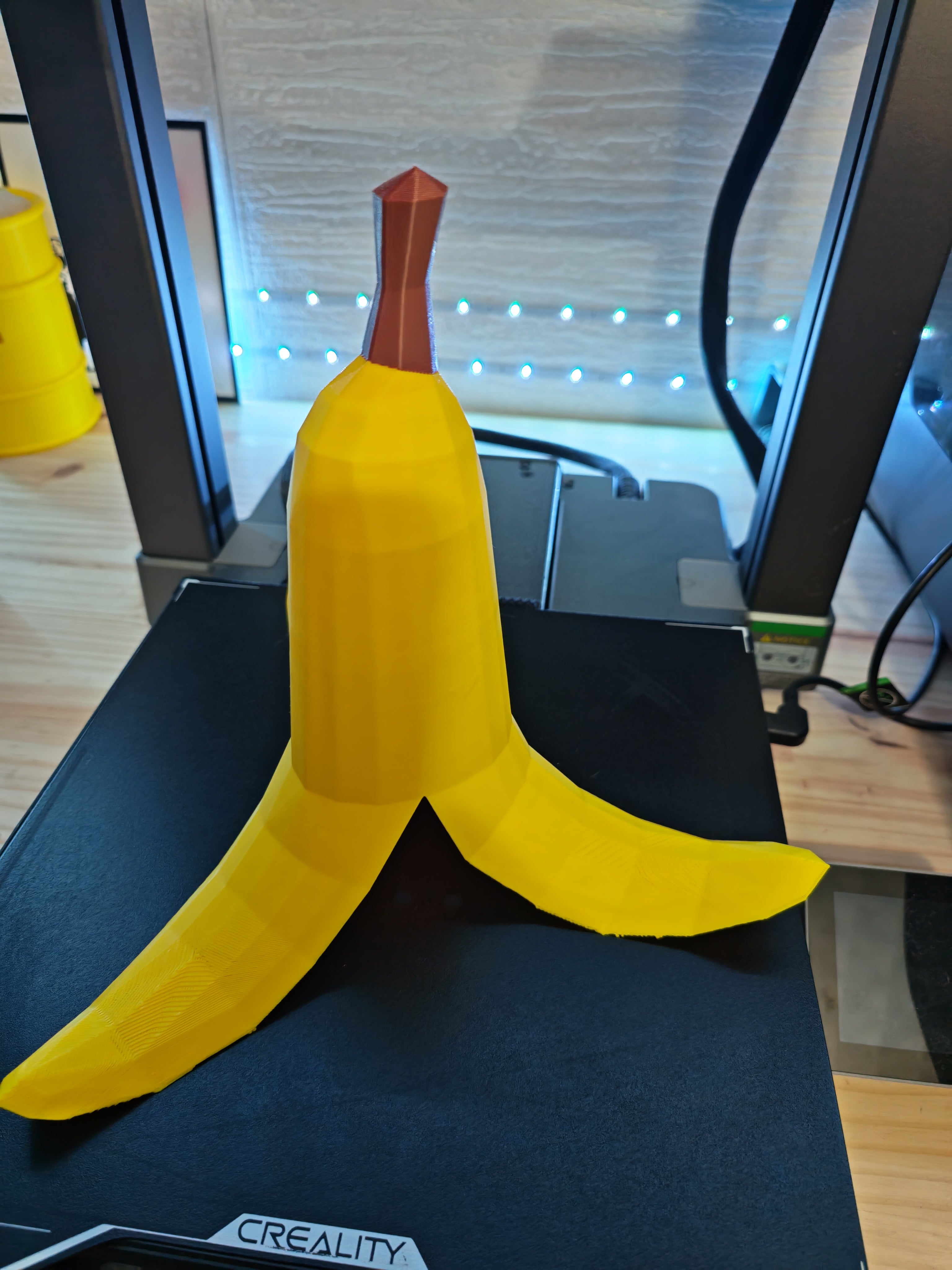 Cache-Attelage Banane Épluchée – Accessoire Voiture Fun & Original – Impression 3D Haute Qualité