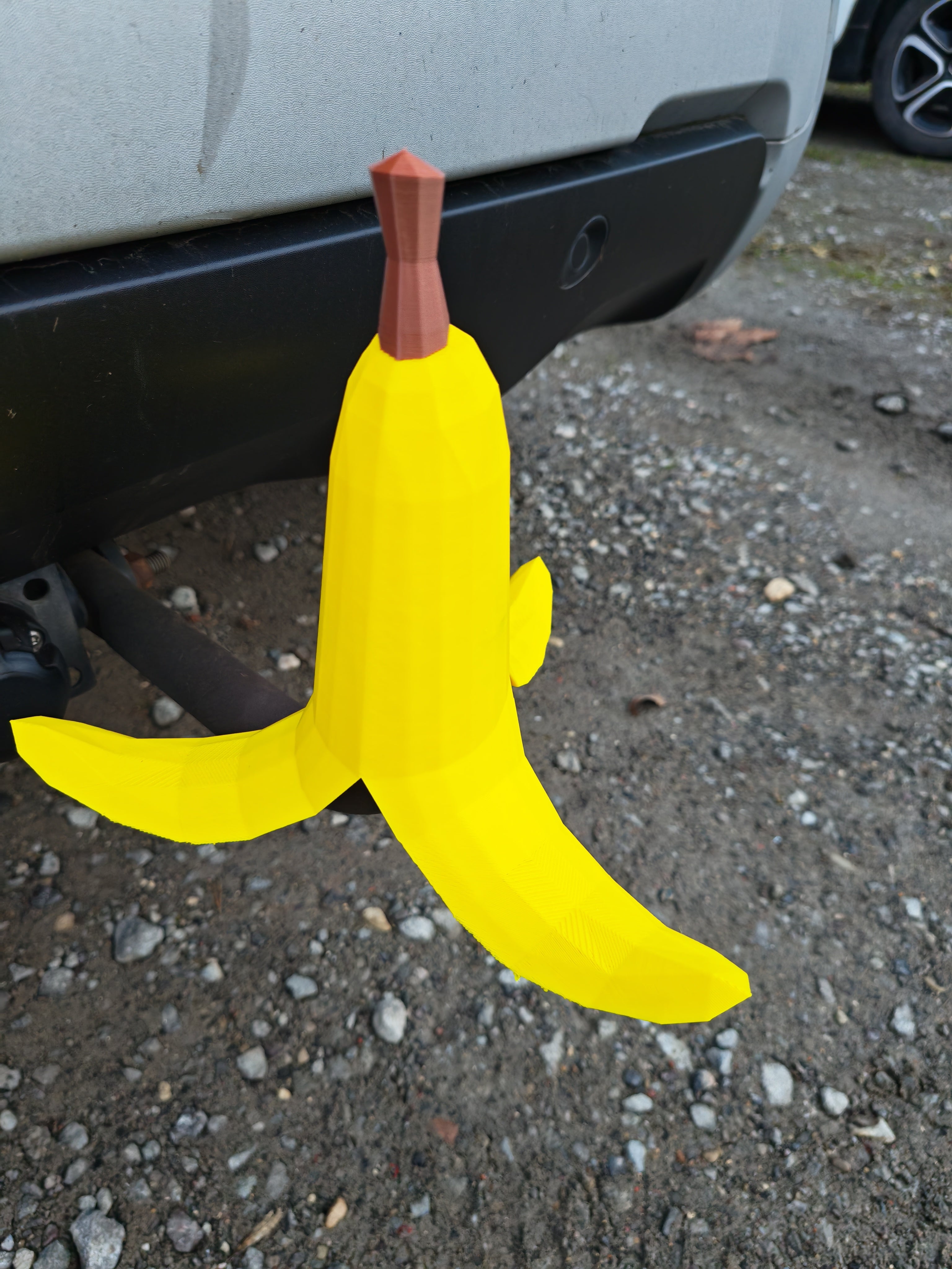 Cache-Attelage Banane Épluchée – Accessoire Voiture Fun & Original – Impression 3D Haute Qualité